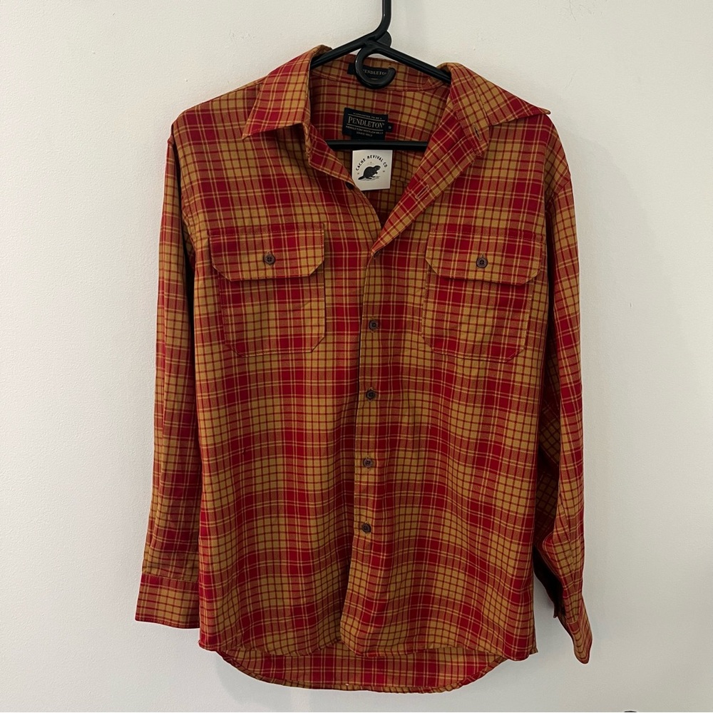 Pendleton Red and Yellow Plaid Button-Up Long-sleeve Wool Shirt | Men’s small